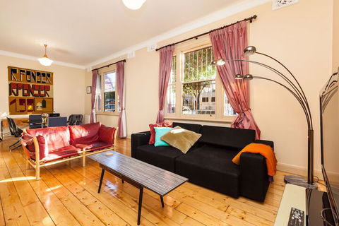 MADELINE, 1BDR Fitzroy Apartment - Tourism Adelaide 7