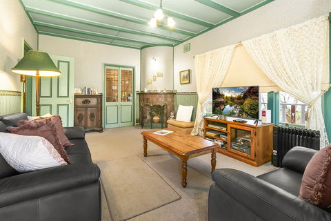 Ambrose Cottage Front Apt - Tourism Adelaide 2