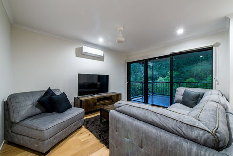 Bundaleer Home - Tourism Adelaide 1