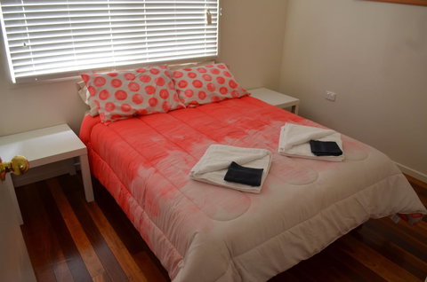Wondai Accommodation Units And Villas - Tourism Adelaide 0