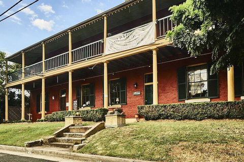 The Old Victoria - Tourism Adelaide 1