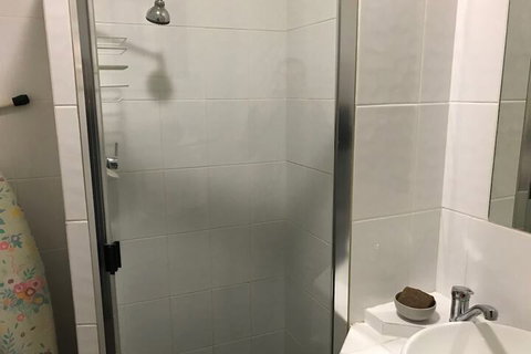 The Old Victoria - Tourism Adelaide 4