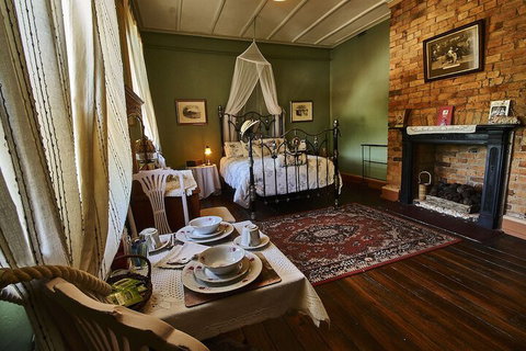 The Old Victoria - Tourism Adelaide 5