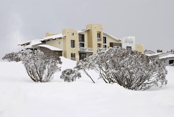 Chalet Hotham 3 - Tourism Adelaide 1