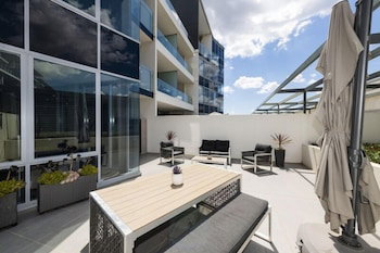Accommodate Canberra - Lakefront - Tourism Adelaide 6