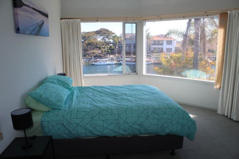 Relax At The Marina - Tourism Adelaide 3