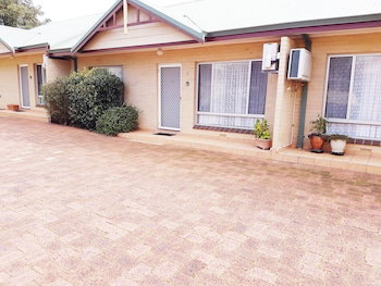 Middleton Mews Unit 8 - Tourism Adelaide 6