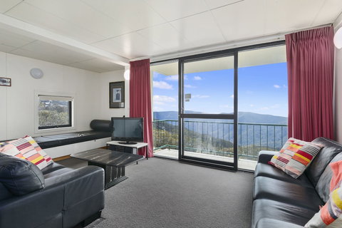 Mt Buller Apartment Rentals - Tourism Adelaide 4