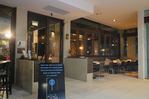 Santai Retreat Luxury One Bedroom - Tourism Adelaide 2