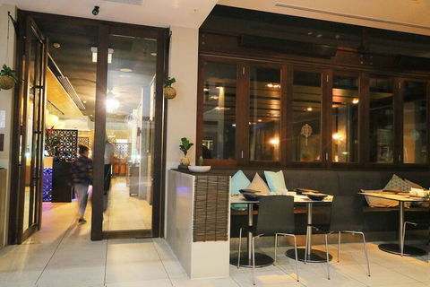 Santai Retreat Luxury One Bedroom - Tourism Adelaide 3