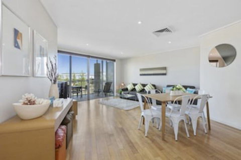 RESORT & SPA 2306 / 07 OCEAN GLIMPSES - Tourism Adelaide 0