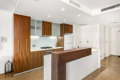 COTTON BEACH APARTMENT 33 WITH POOL VIEWS - Tourism Adelaide 3