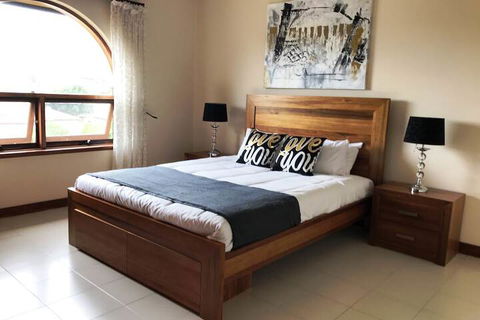 Adelaide Holiday Home - Tourism Adelaide 2