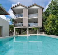 Alpha 8 on Waterson - Airlie Beach