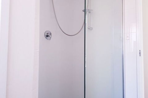 Clayton Apartment - Tourism Adelaide 7