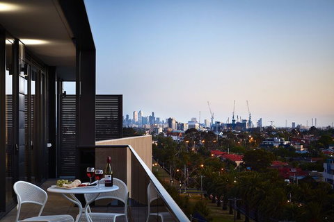 Essendon Escape - Tourism Adelaide 5