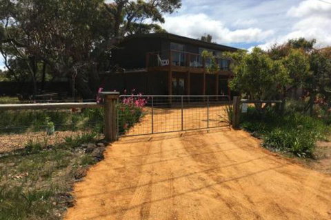 The Anglesea Beach House ADVENTURE RETREAT - Tourism Adelaide 6