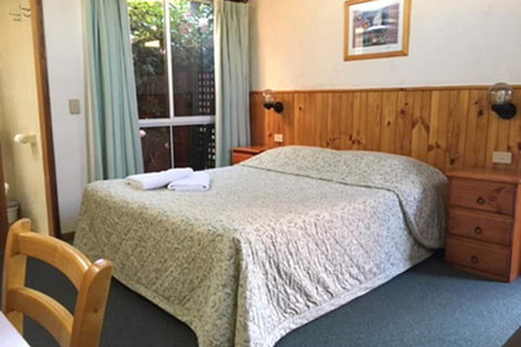 Railway Motel Myrtleford - Tourism Adelaide 3