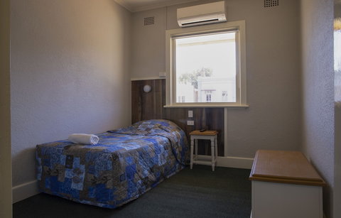 Criterion Hotel - Tourism Adelaide 3