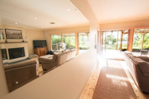 River Retreat At Monteith - Tourism Adelaide 0