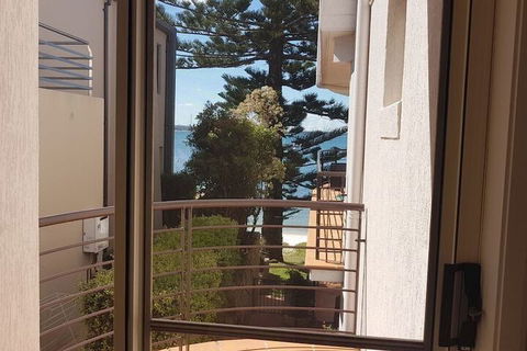 VUES At Salamander Bay - Tourism Adelaide 4