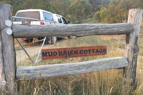 Mud Brick Cottage Cobungra - Tourism Adelaide 2