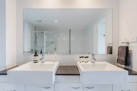 SOLARIS At Fingal Bay - Tourism Adelaide 6