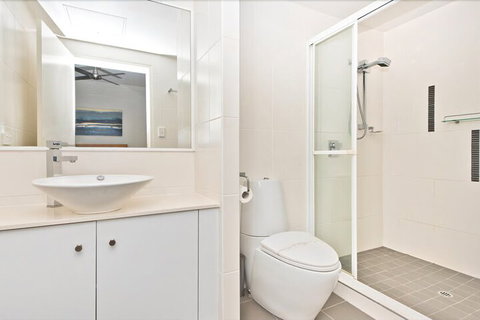 Deep Blue 20 - Tourism Adelaide 4