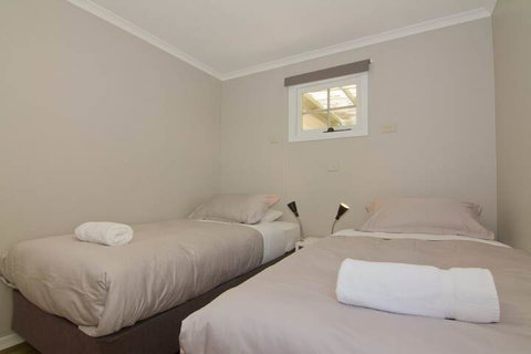 Atticus Cottage - Tourism Adelaide 5