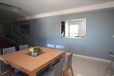 Deep Blue 14 - Tourism Adelaide 2