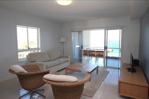 Deep Blue 14 - Tourism Adelaide 6