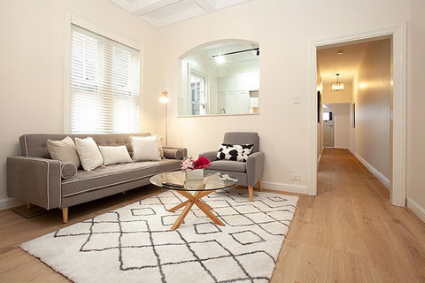 Urban Rest The Miller - Tourism Adelaide 3