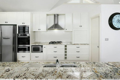 Oceanview - Tourism Adelaide 6