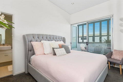 COASTAL CHIC At CASUARINA - Tourism Adelaide 3