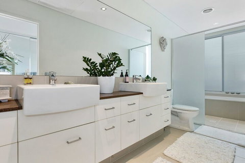 COASTAL CHIC At CASUARINA - Tourism Adelaide 6