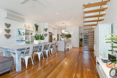 COASTAL CHIC At CASUARINA - Tourism Adelaide 2