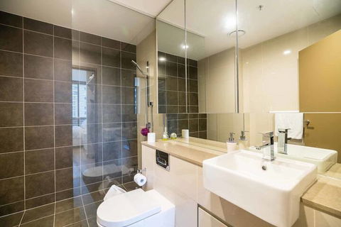 Fabulous City 2 BDR Apt In New Building - Tourism Adelaide 4