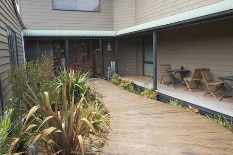Venus Escapes Guesthouse - Tourism Adelaide 1