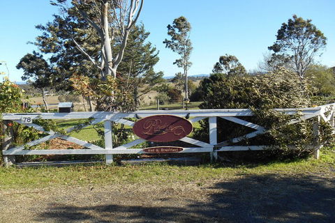 Pindari House - Tourism Adelaide 2