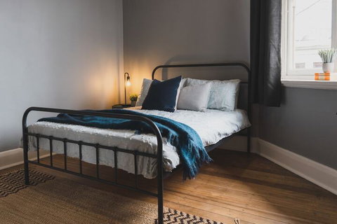 Royal Derby Hotel - Tourism Adelaide 3