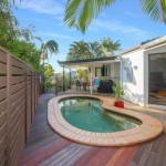 Relax At Coolum - Tourism Adelaide 0