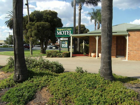 Regency Court Motel - Tourism Adelaide 1