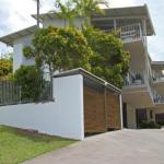 Unit 2 Sea Breeze Villas Coolum Beach - Tourism Adelaide 0