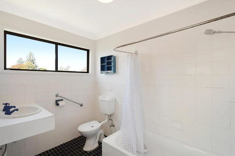 74 Ocean Parade - Tourism Adelaide 4