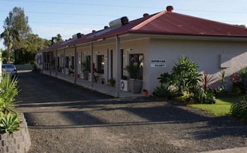 Riverside Motel - Tourism Adelaide 0