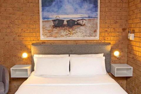 Coast Inn Motel - Tourism Adelaide 6