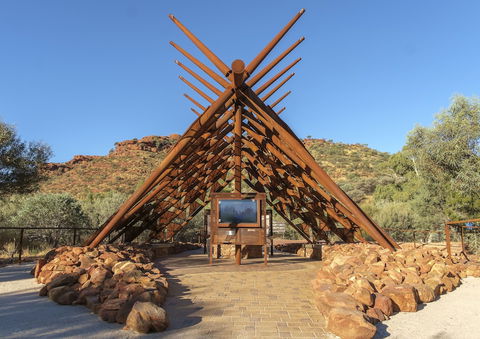 Kings Canyon Resort - Tourism Adelaide 1