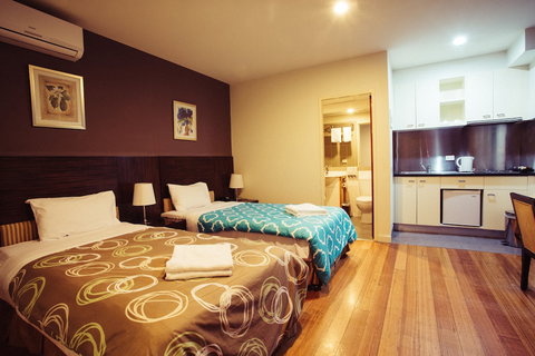 YTI Garden Hotel - Tourism Adelaide 4