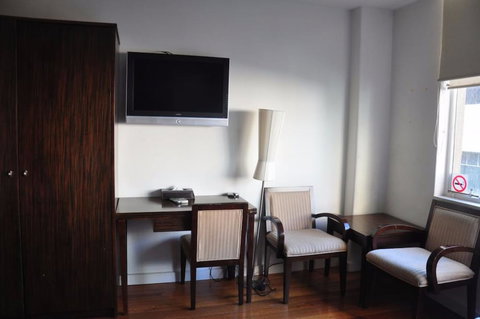 YTI Garden Hotel - Tourism Adelaide 2