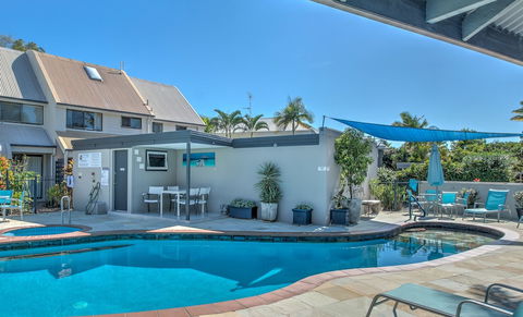 Nautilus Noosa Holiday Resort - Tourism Adelaide 0